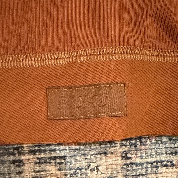 ✨✨SKIMS Rust Ribbed Bra - Picture 2 of 4